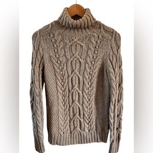 😎 J.Crew Wool Handknit Cableknit turtleneck sweater